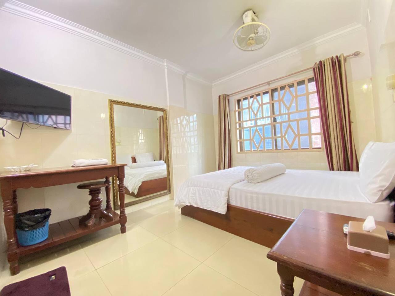 Empire House, Phnom Penh Hotell Eksteriør bilde