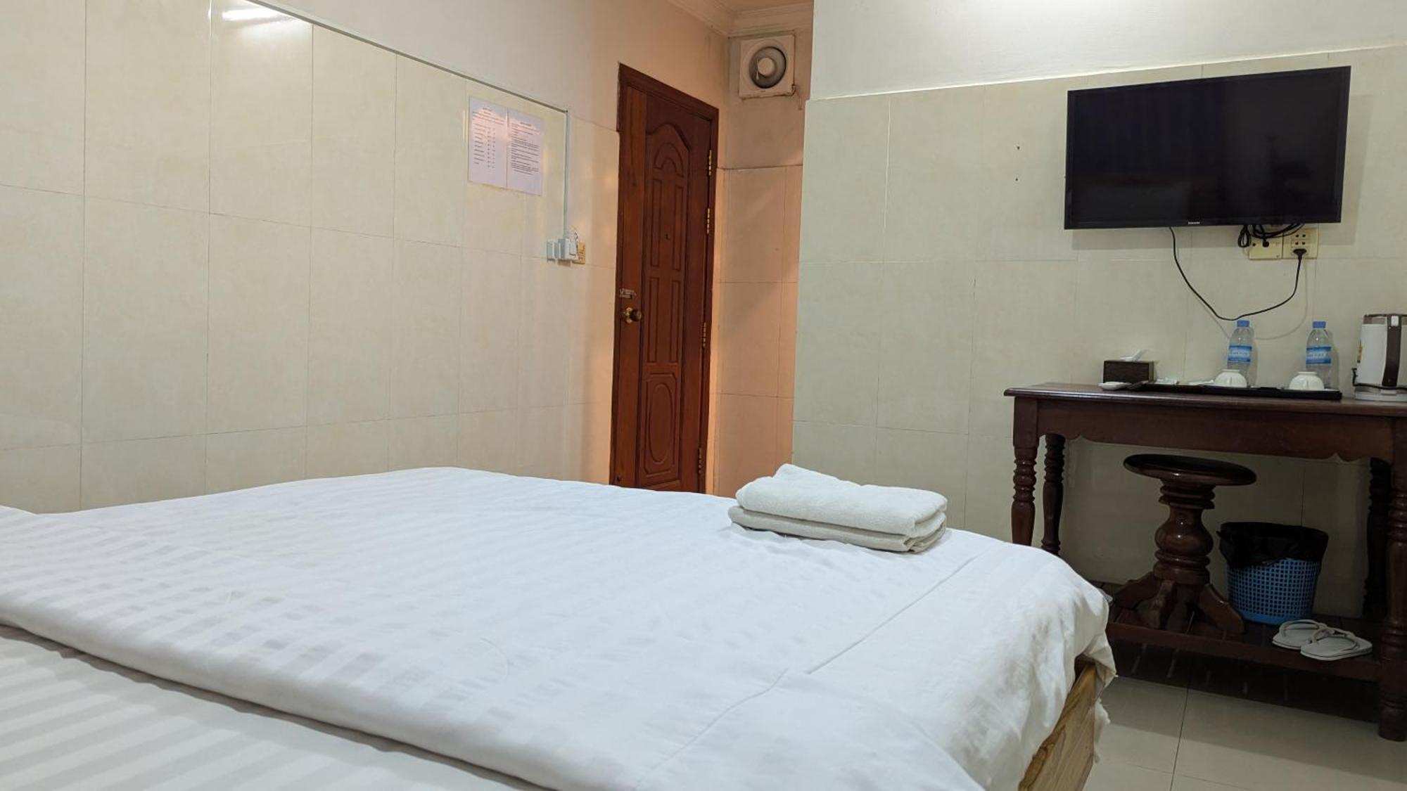 Empire House, Phnom Penh Hotell Eksteriør bilde