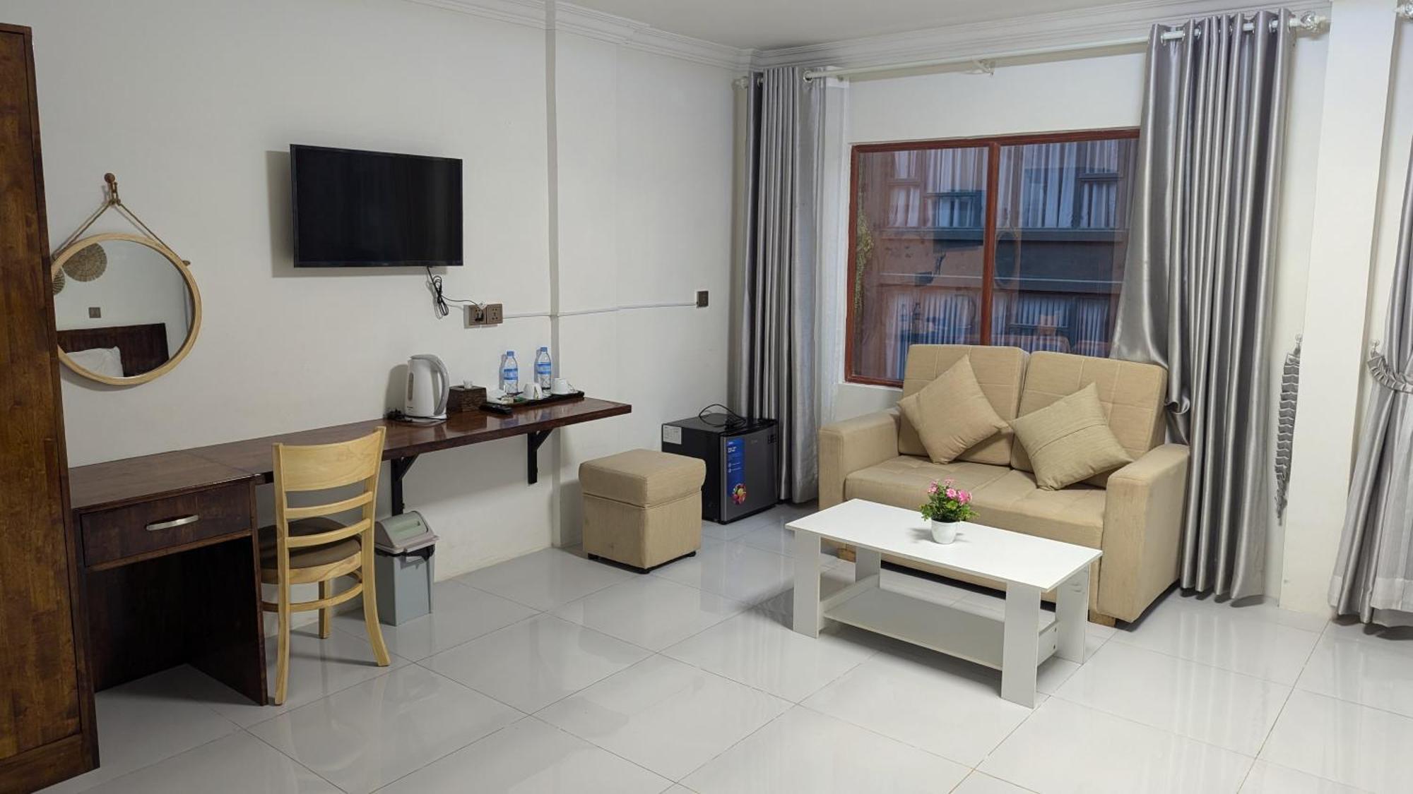Empire House, Phnom Penh Hotell Eksteriør bilde